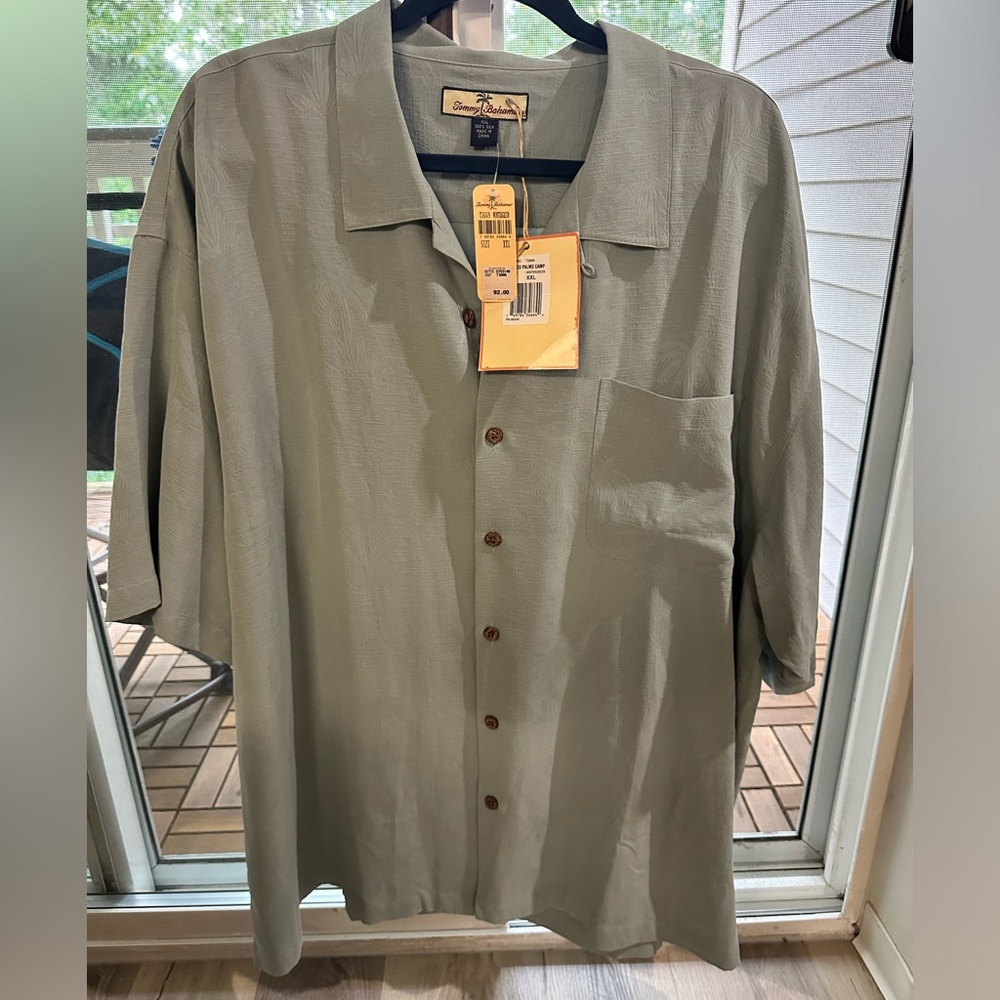 Tommy Bahama 100% Silk Button Down Shirt